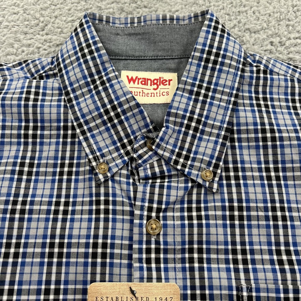 Wrangler Wrinkle Resistant‎ Blue Black Checker Long Sleeve Button Down Shirt Med